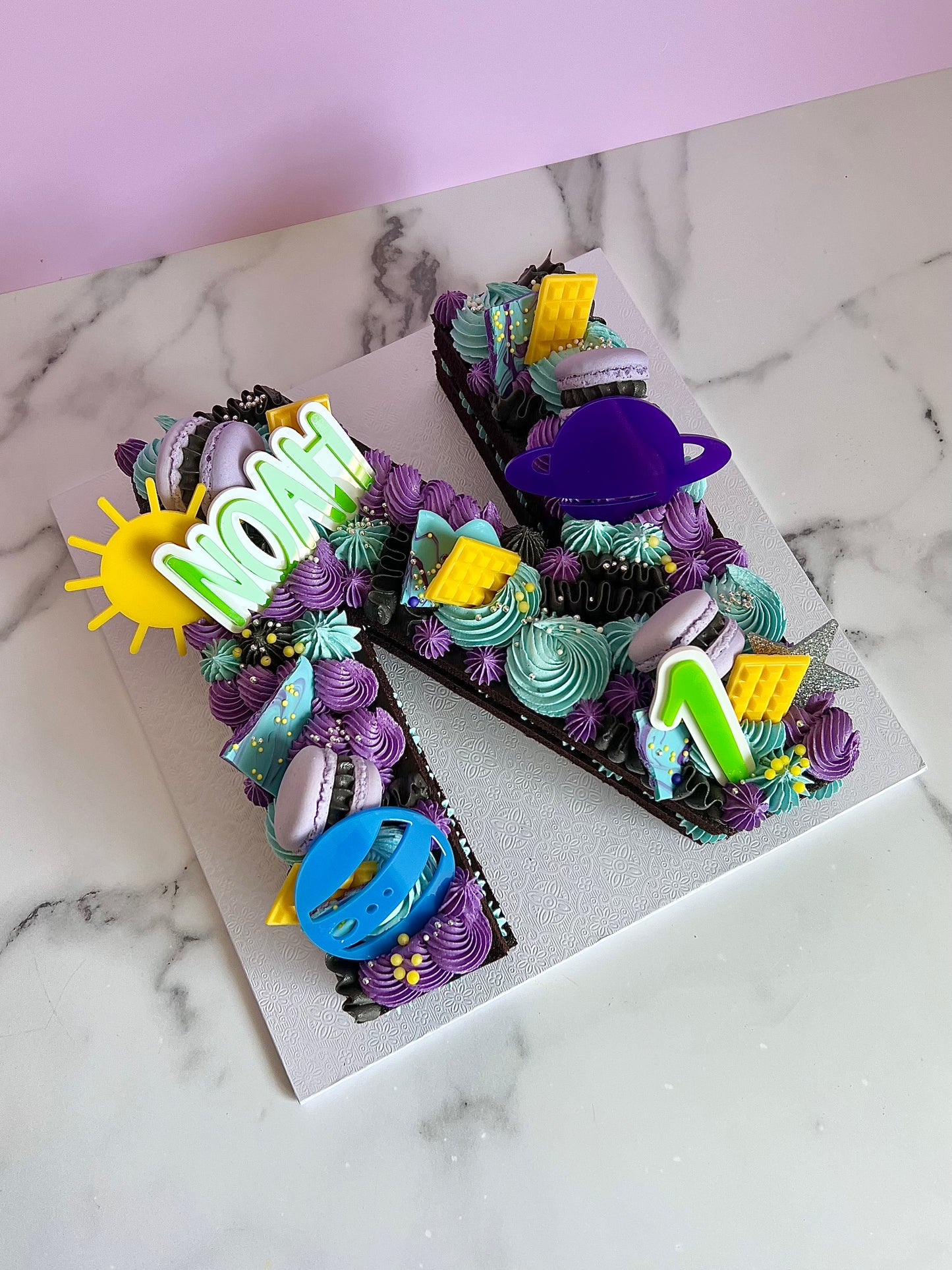 Design your own Digit / Letter Cake