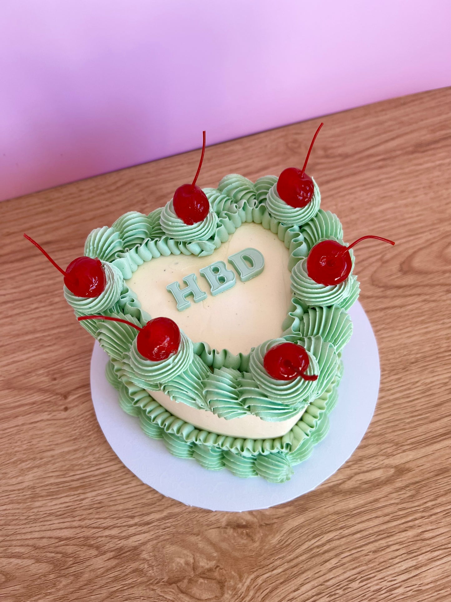 Lambeth Cosmic Loveheart Cake